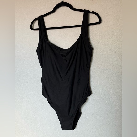 Madewell Black One-Piece Swimsuit size Medium - Picture 1 of 6